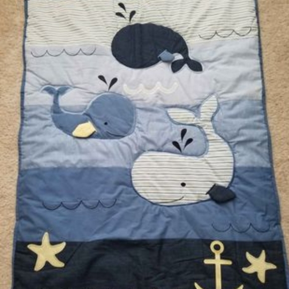 EUC!!!! Nautica Whale crib bedding set - Picture 1 of 6